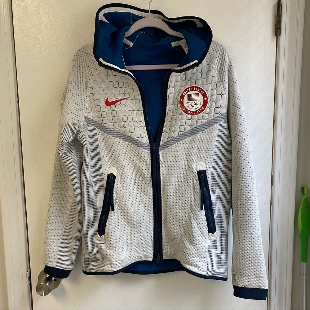 Team USA Beijing 2022 Olympic Team Full Zip Nike men’s small